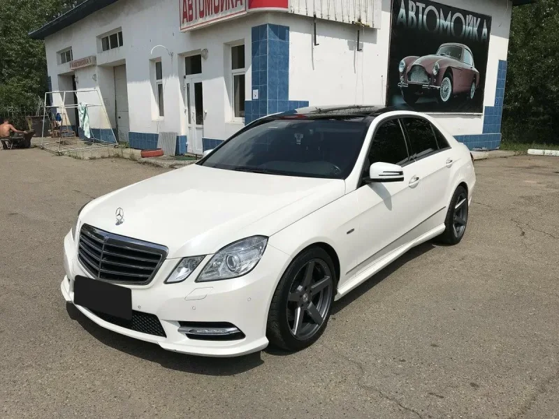 Mercedes-Benz E-Класс 2013