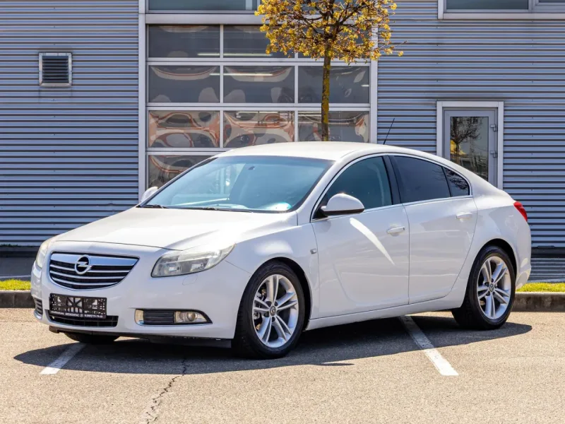 Opel Insignia 2012