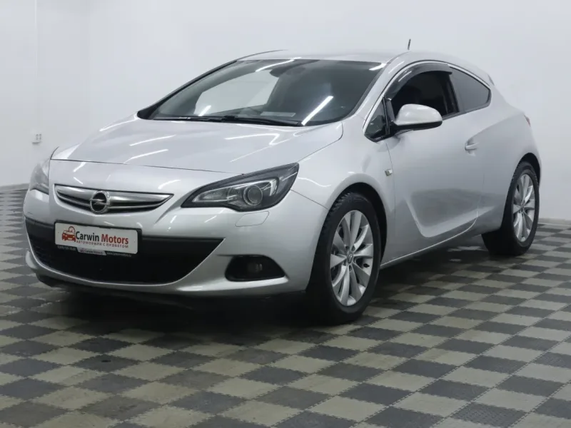 Opel Astra 2013