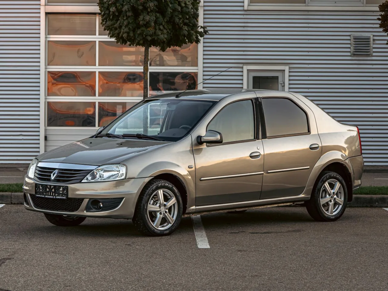 Renault Logan