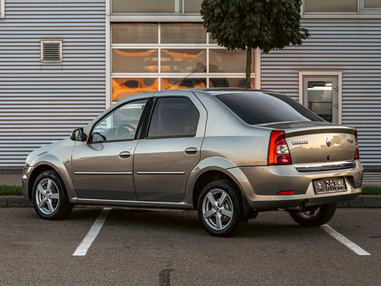 Renault Logan