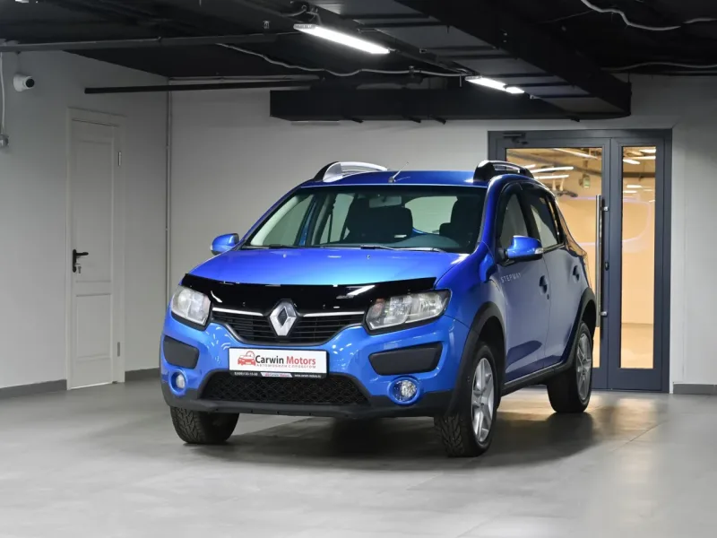 Renault Sandero 2015