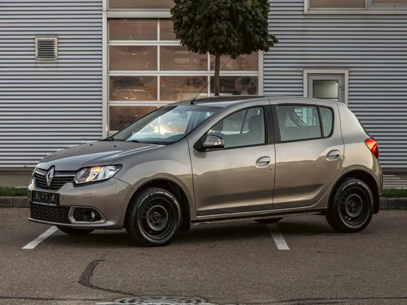 Renault Sandero 2015