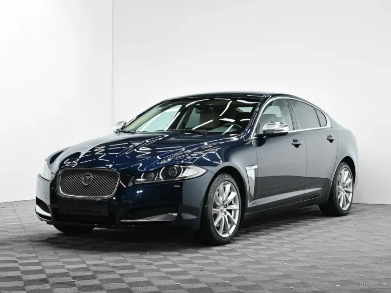 Jaguar XF 2015