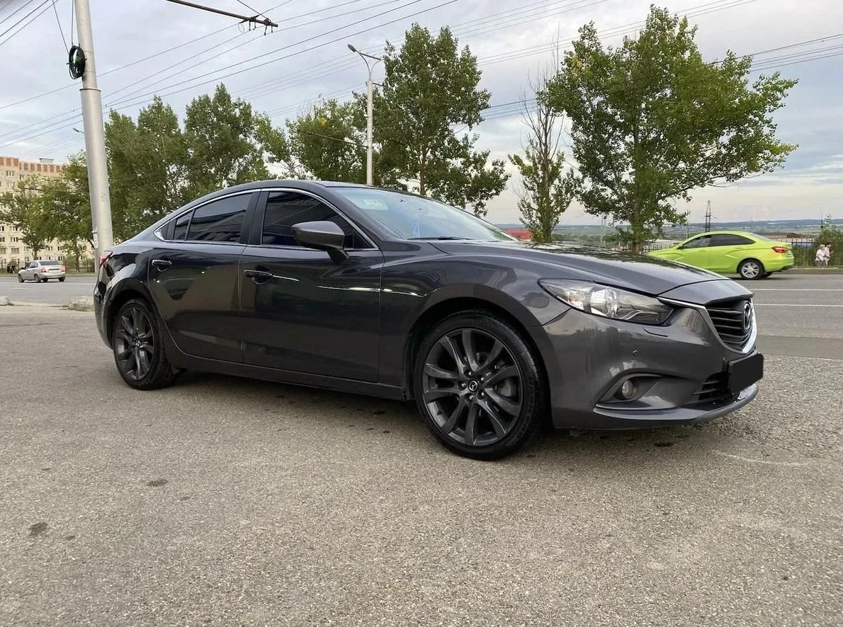 Mazda 6
