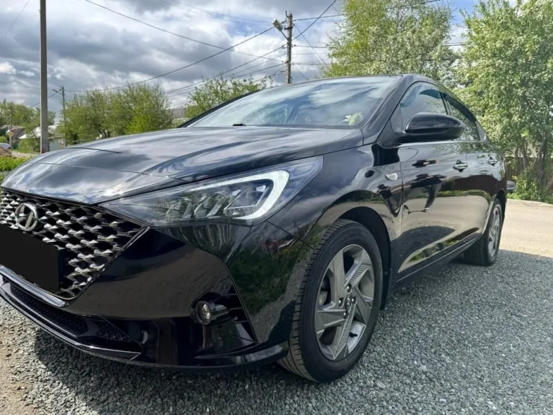 Hyundai Solaris 2022