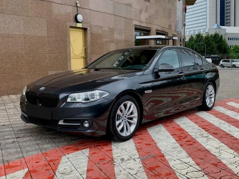 BMW 5 серии 2017