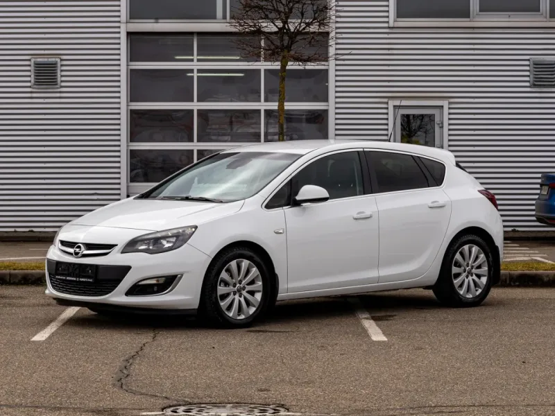 Opel Astra 2014