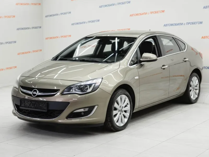 Opel Astra 2013