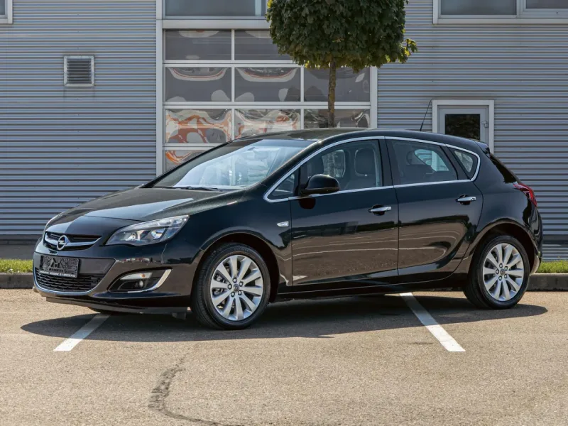 Opel Astra 2013