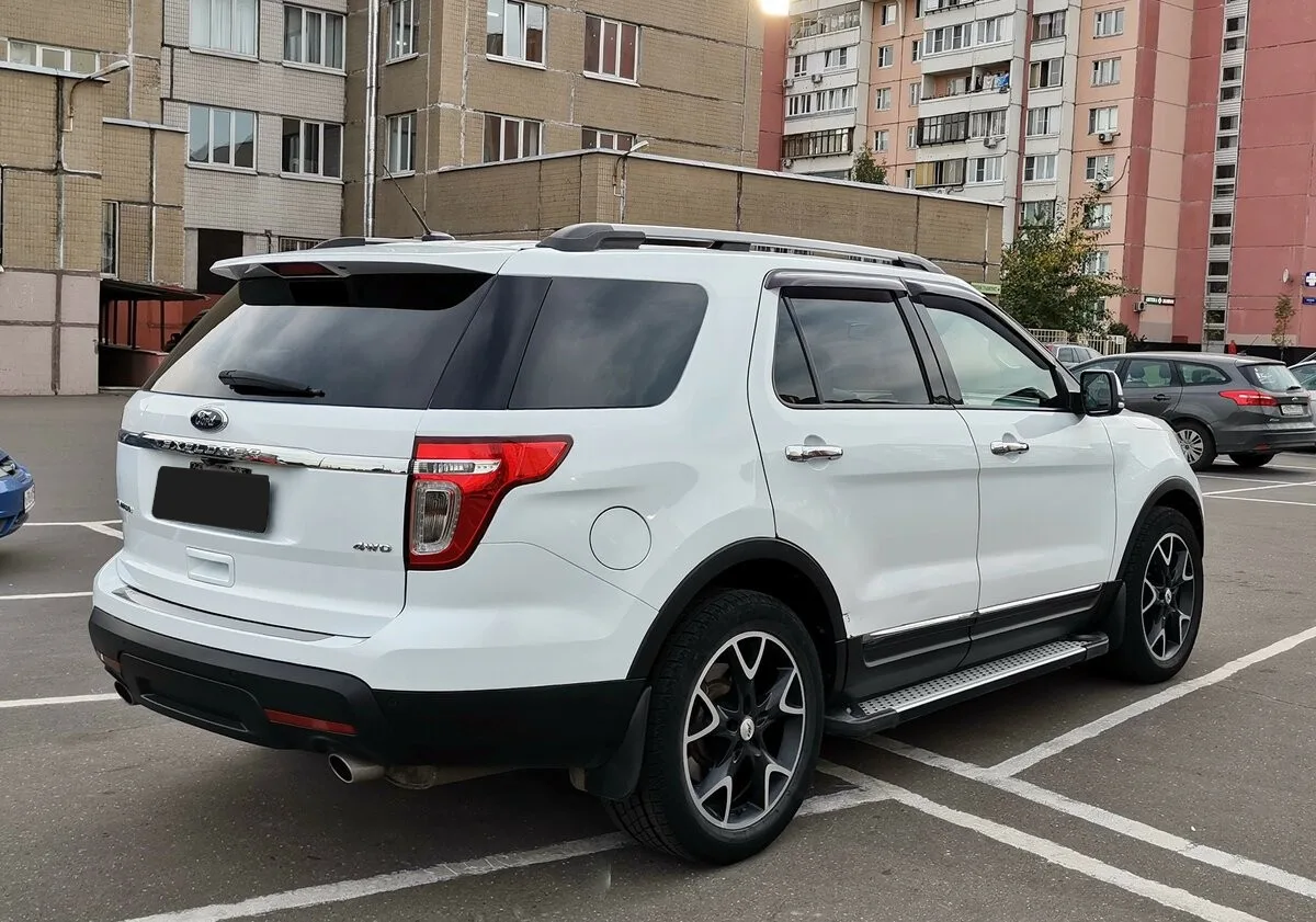 Ford Explorer