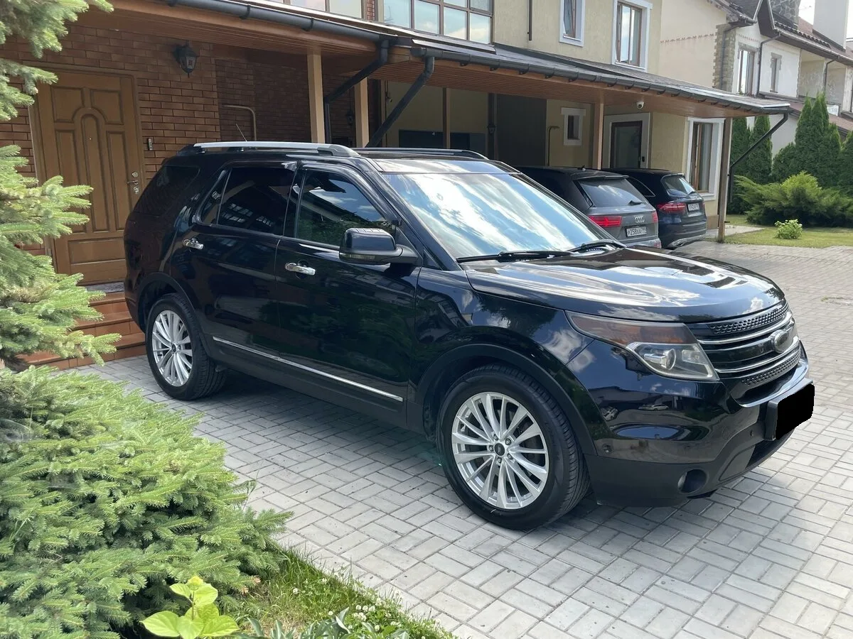 Ford Explorer