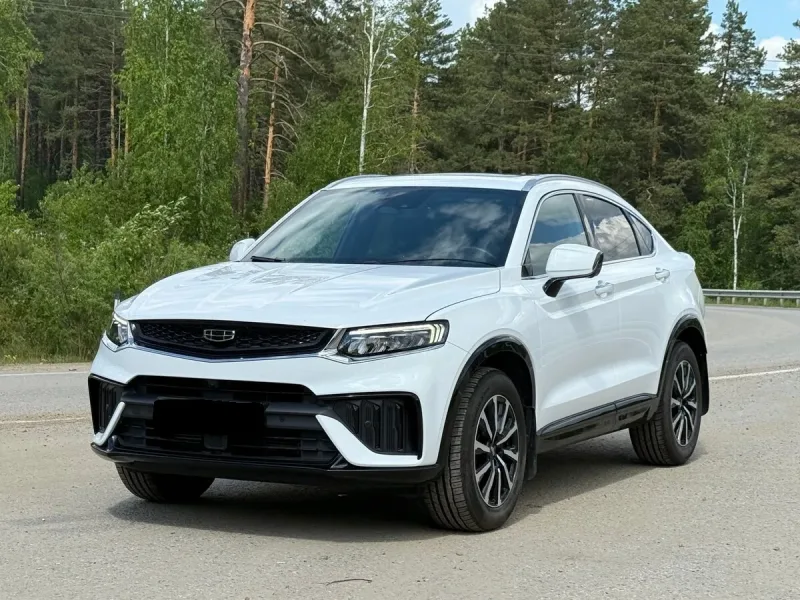 Geely Tugella 2021
