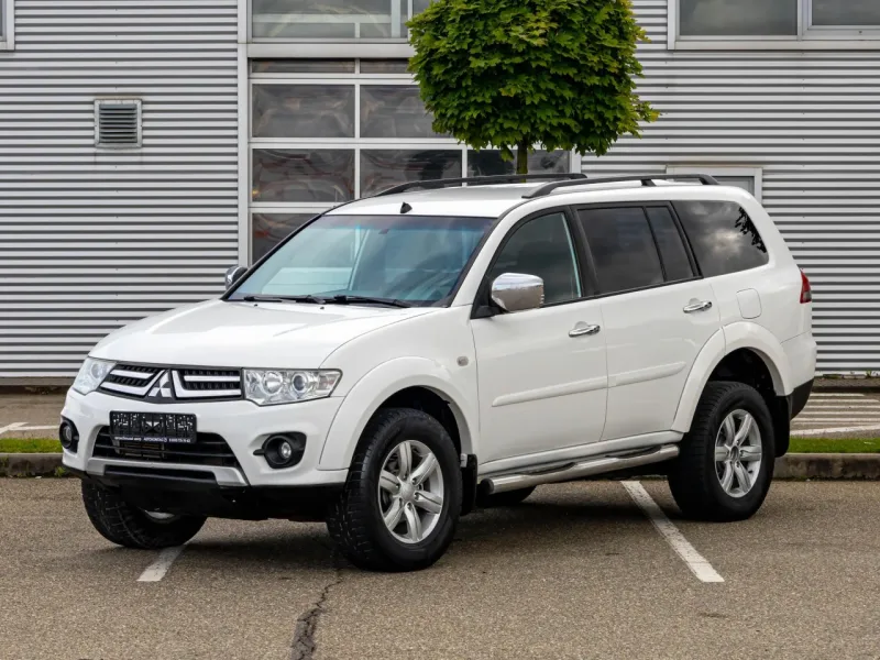 Mitsubishi Pajero Sport 2014