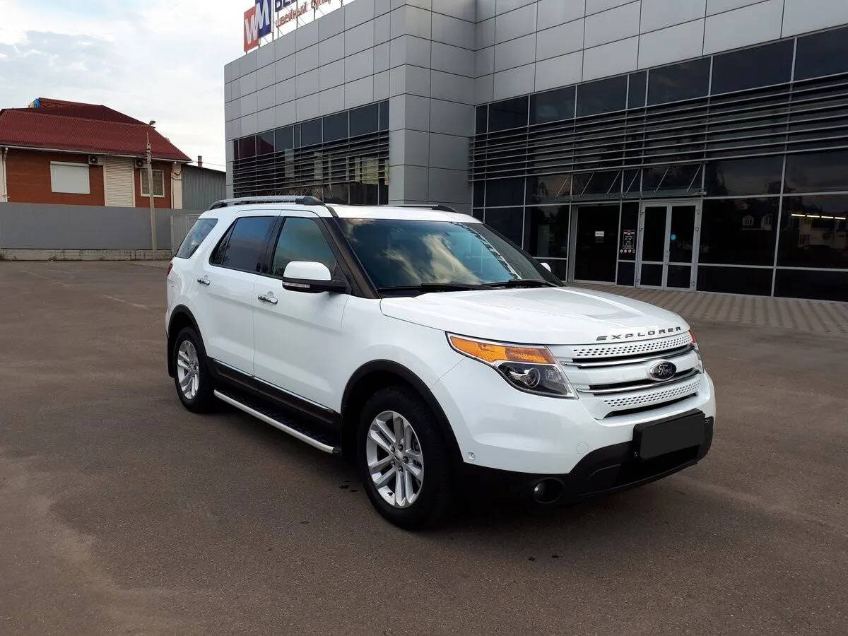 Ford Explorer