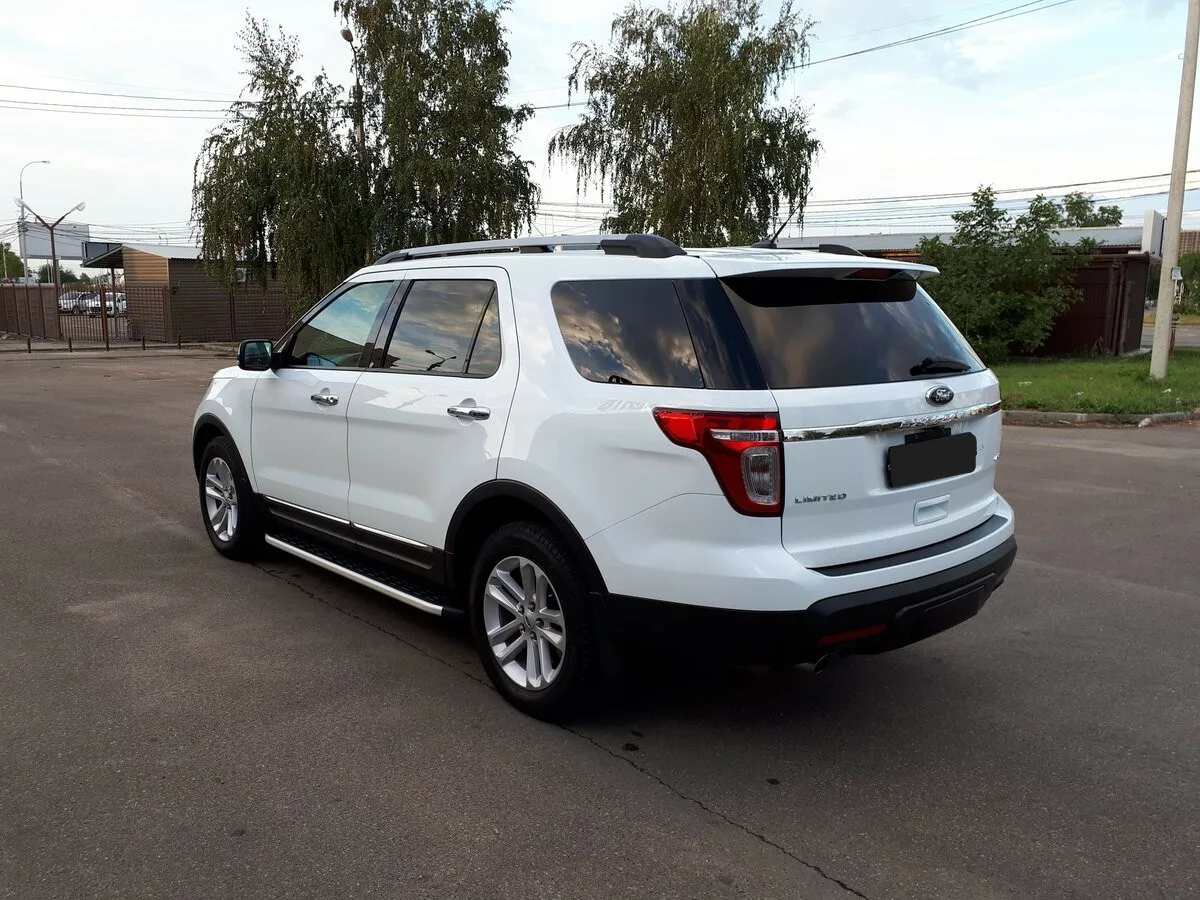 Ford Explorer