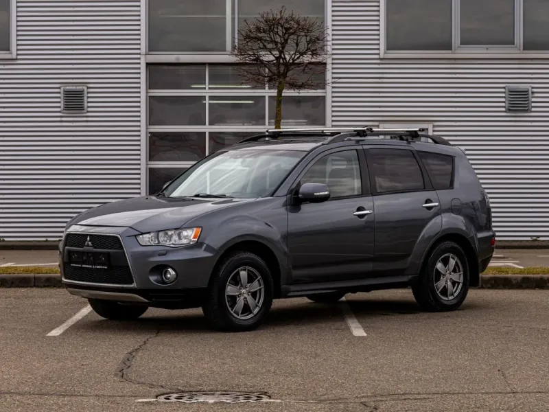 Mitsubishi Outlander 2013