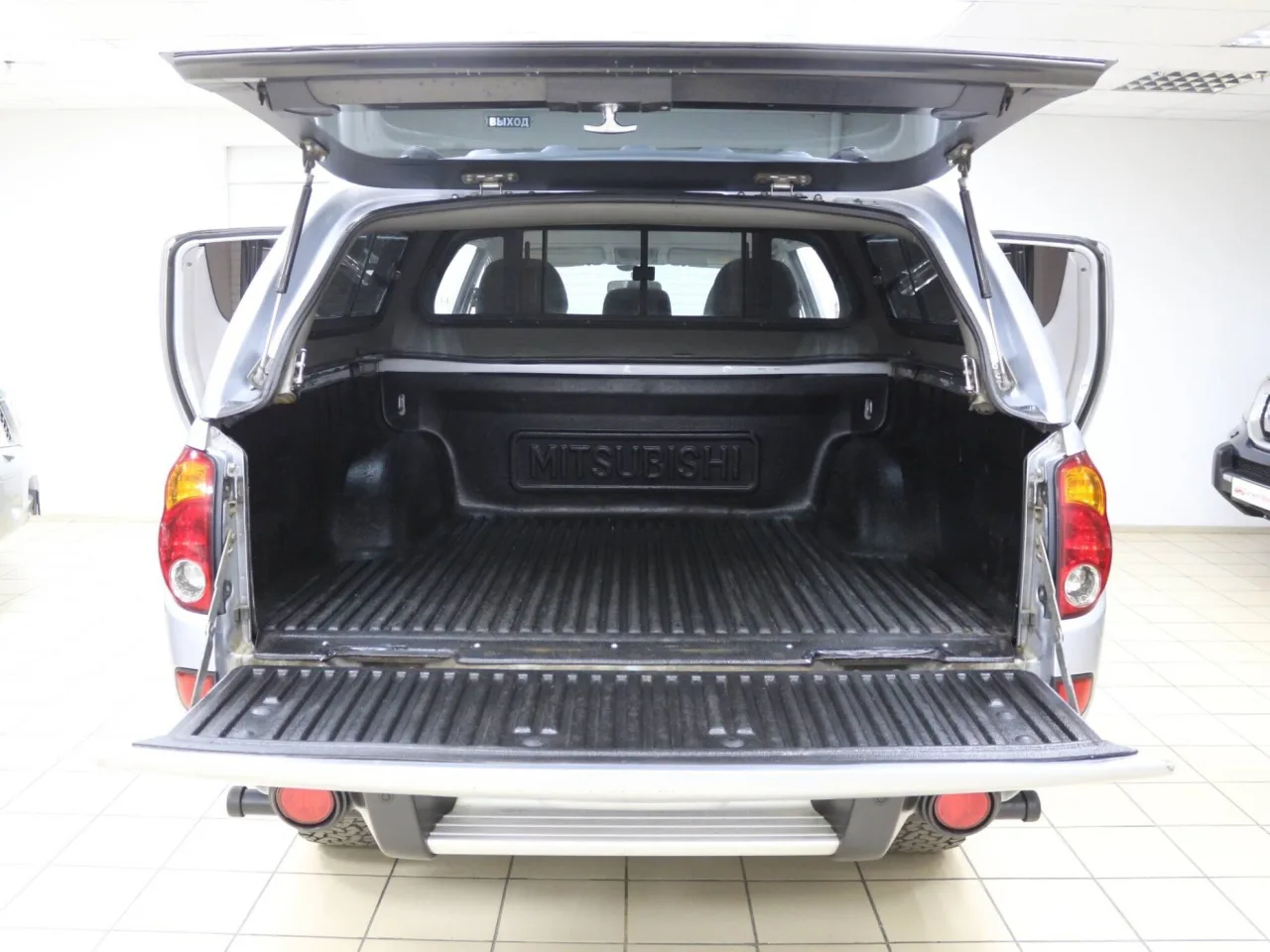 Mitsubishi L200