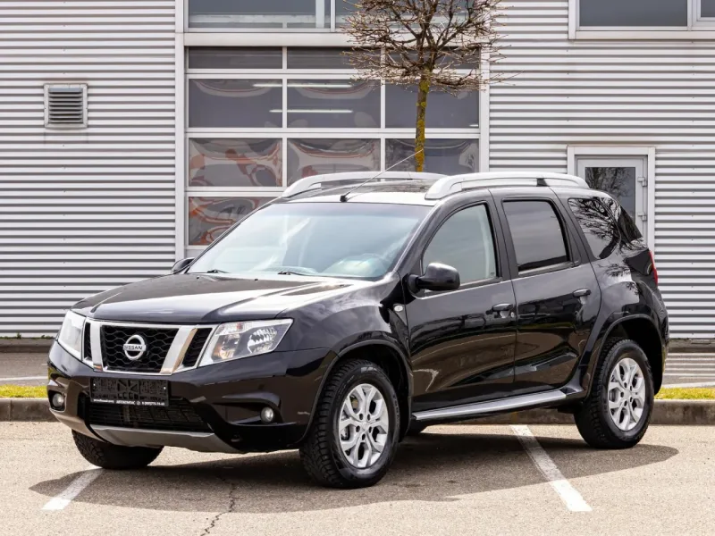 Nissan Terrano 2014
