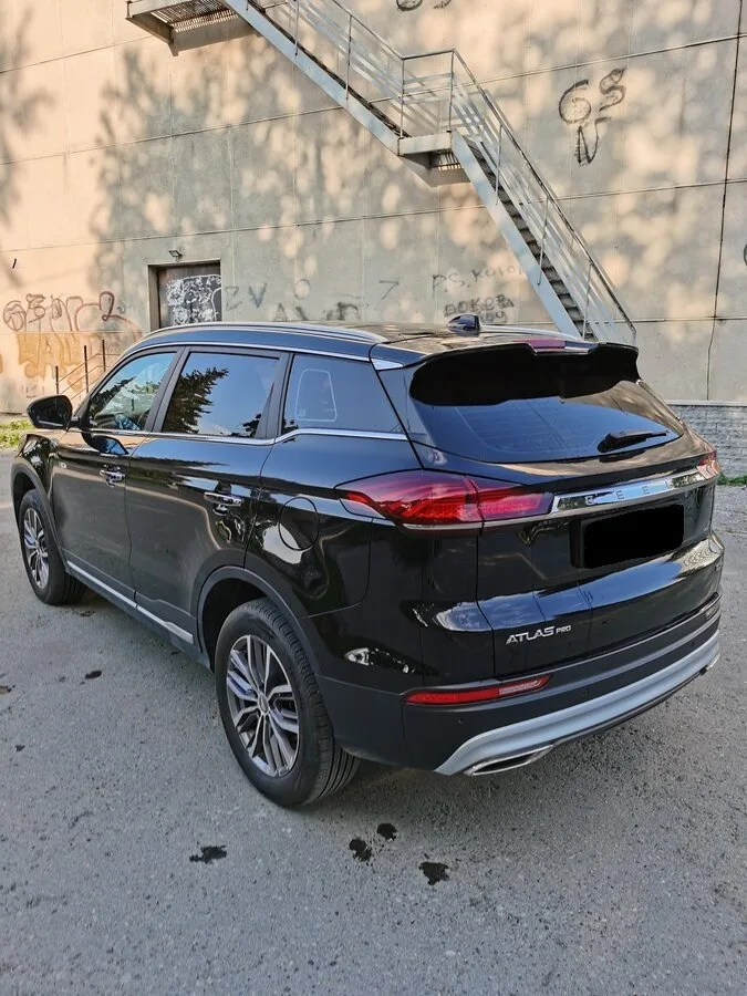 Geely Atlas Pro