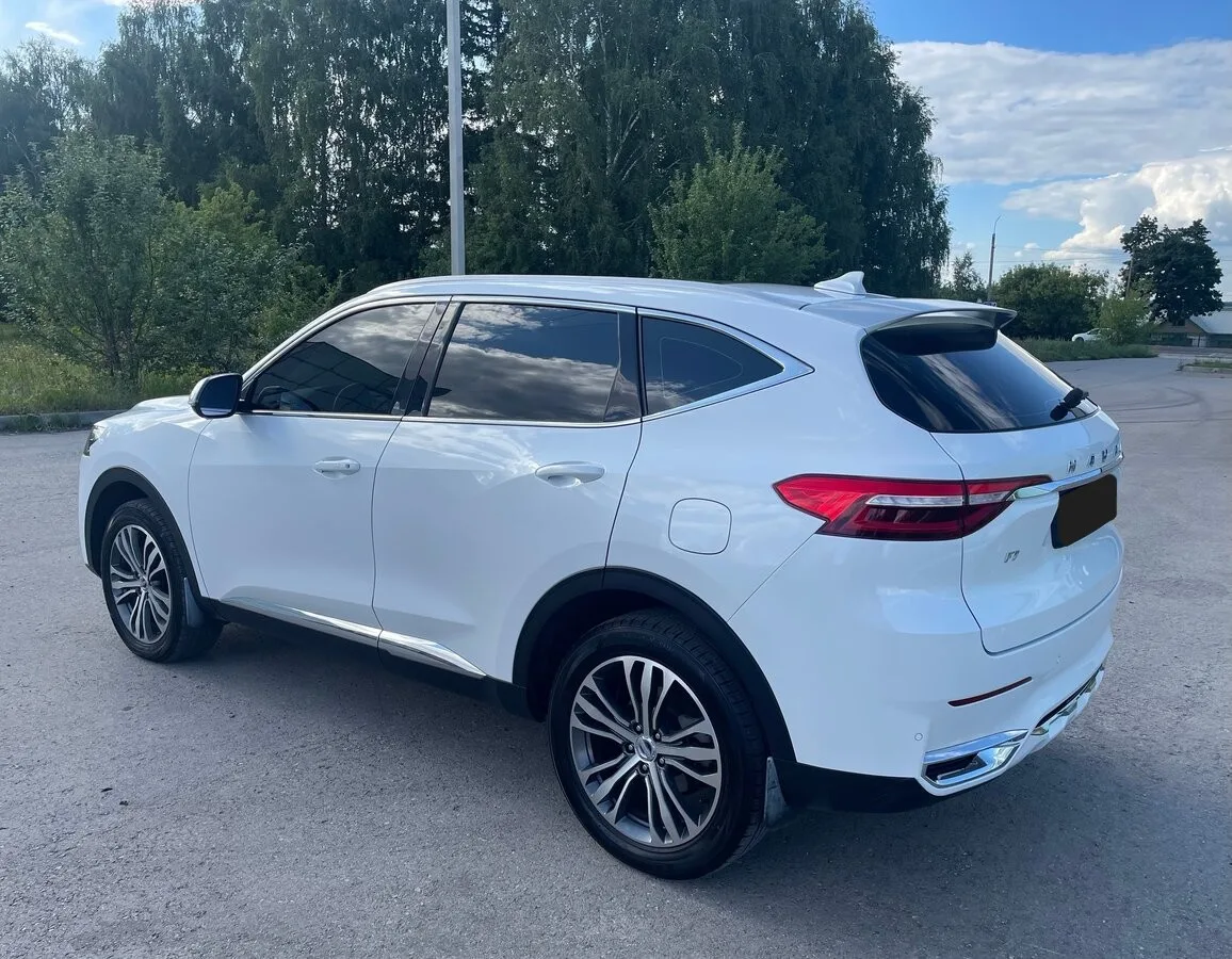 Haval F7