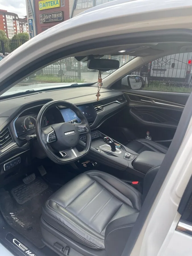 Haval F7
