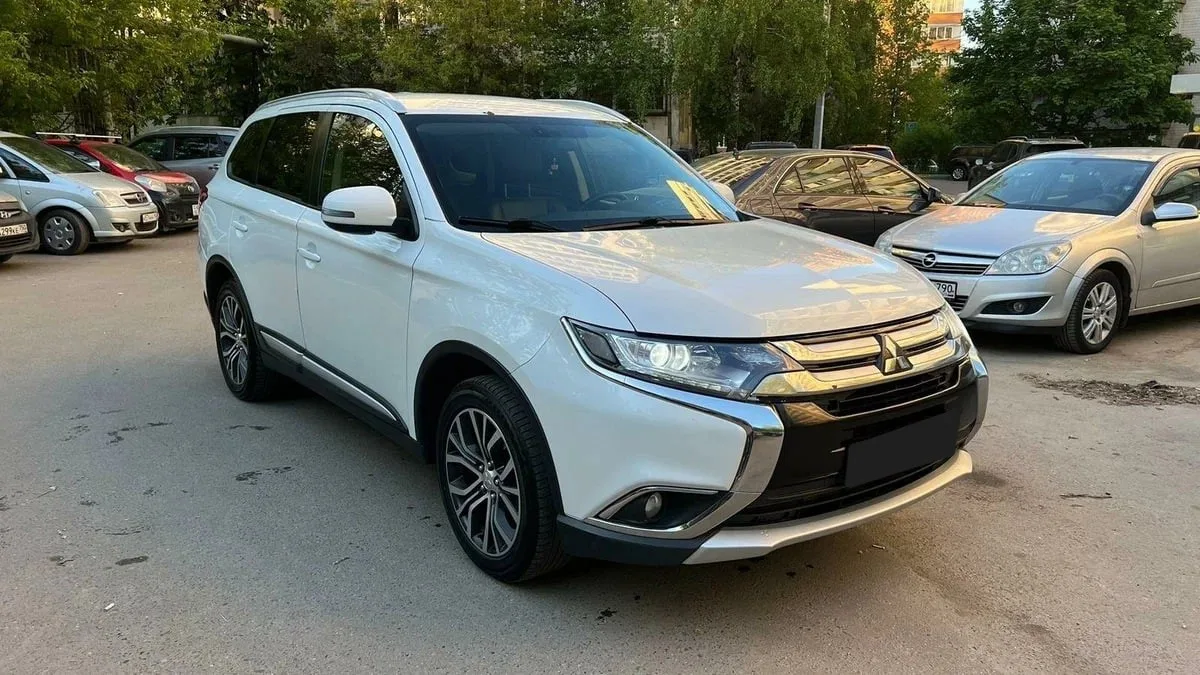 Mitsubishi Outlander