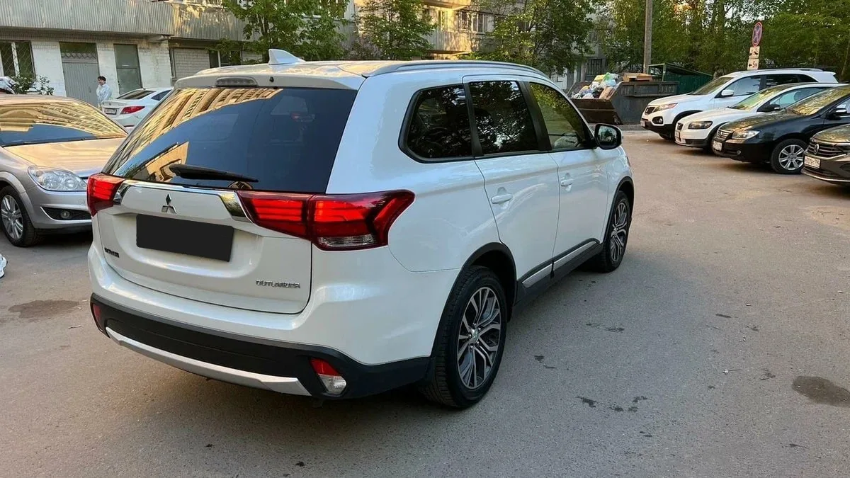 Mitsubishi Outlander