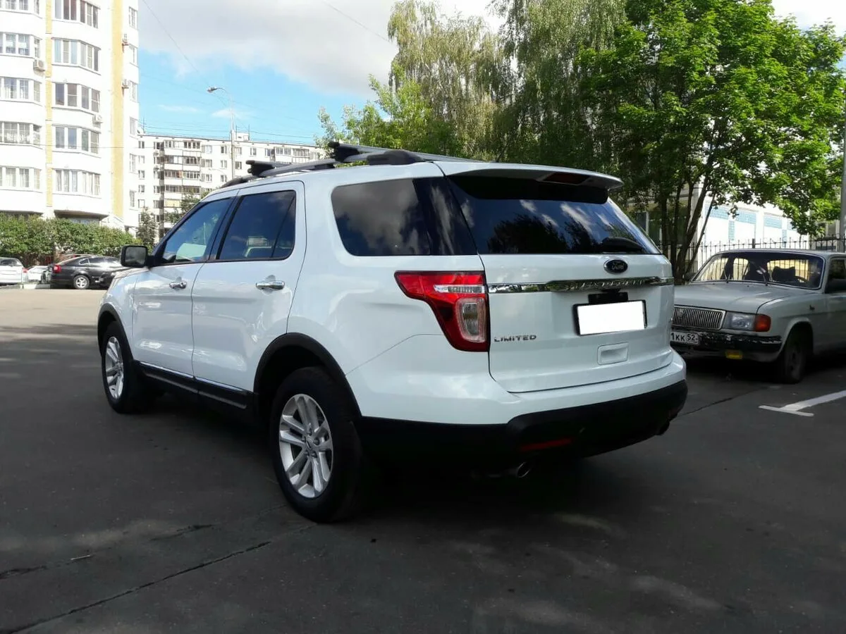 Ford Explorer