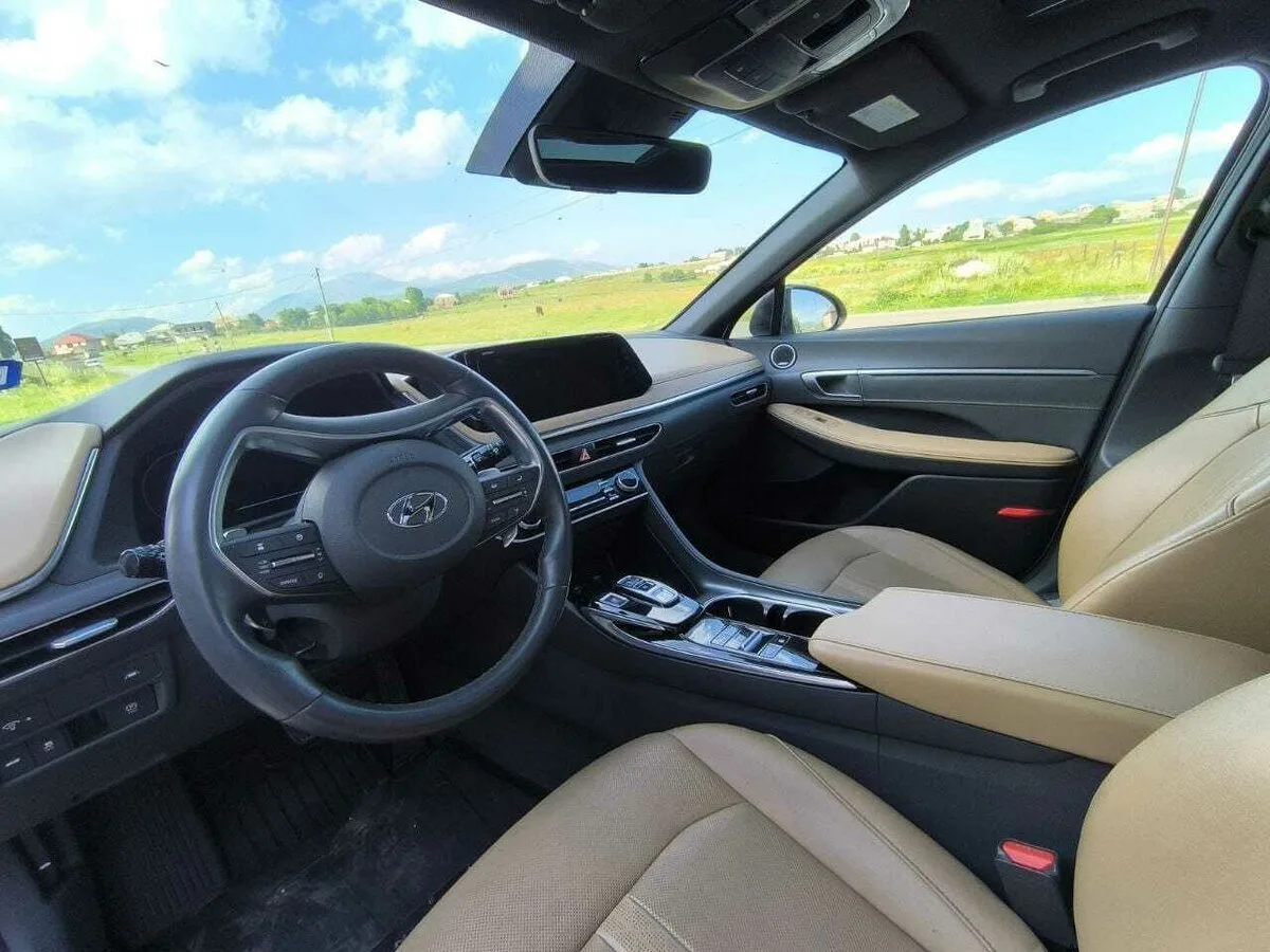 Hyundai Sonata