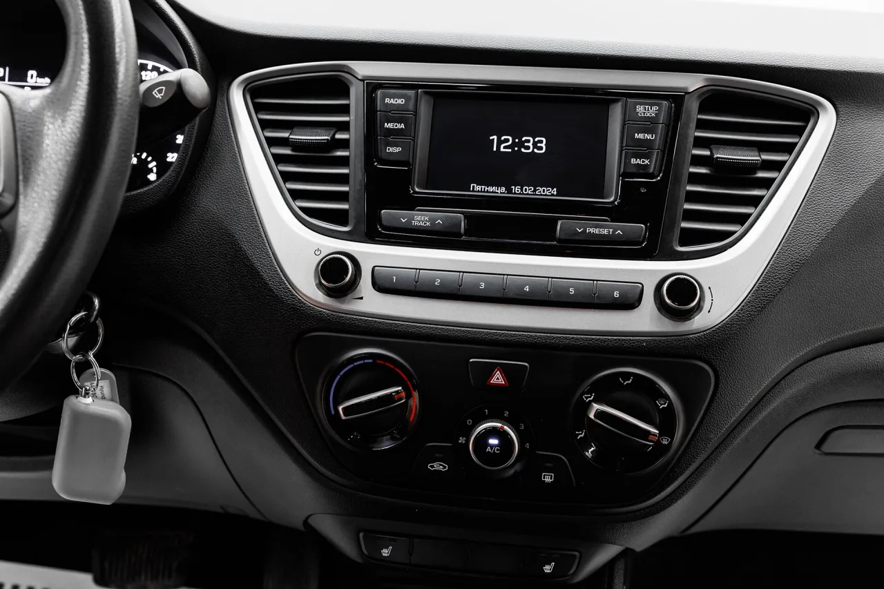 Hyundai Solaris