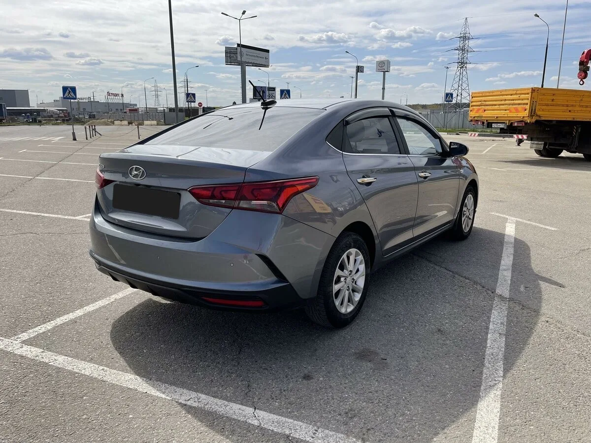 Hyundai Solaris