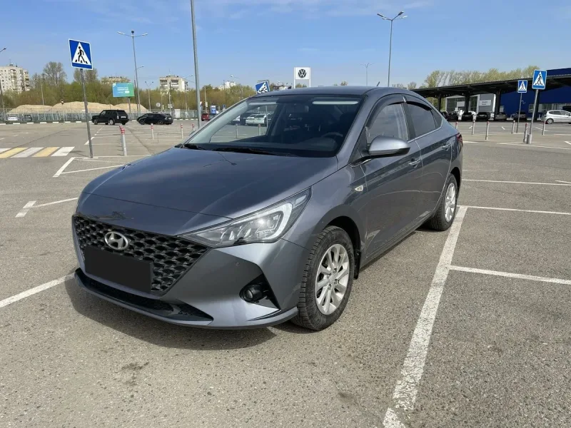 Hyundai Solaris 2021