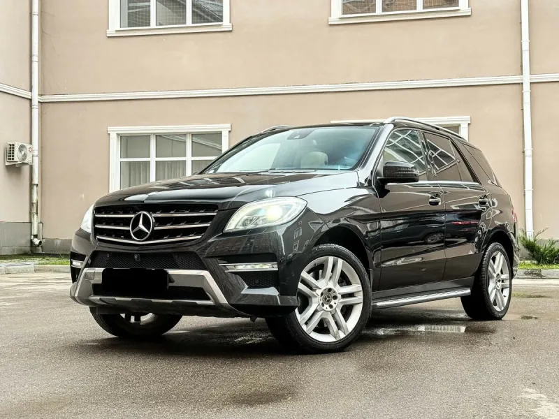 Mercedes-Benz M-Класс 2015