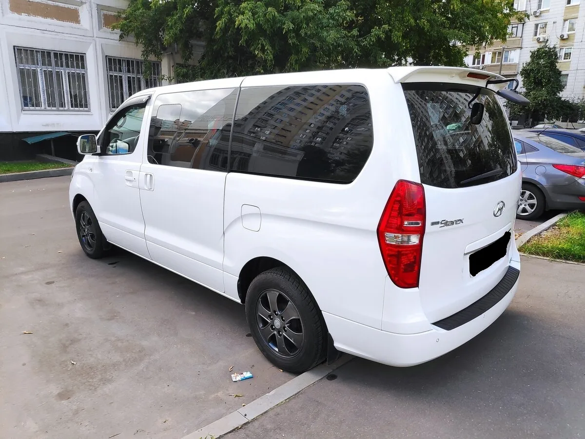 Hyundai Grand Starex
