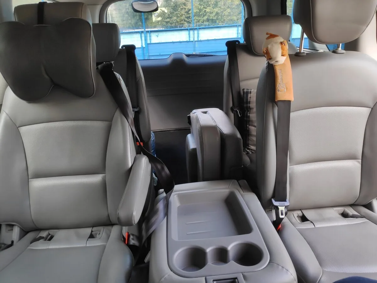 Hyundai Grand Starex