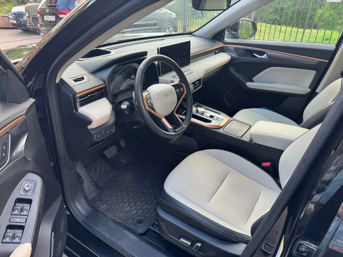 Haval Jolion