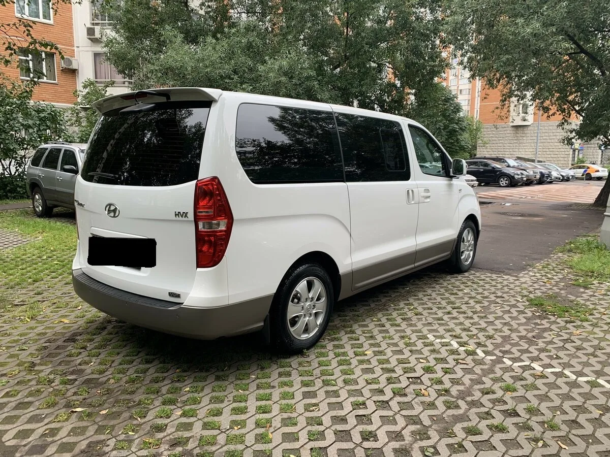 Hyundai Grand Starex