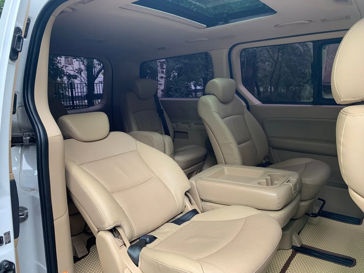 Hyundai Grand Starex