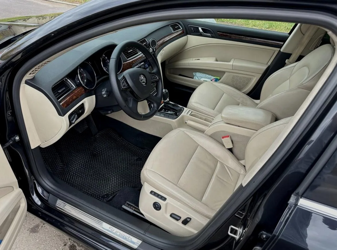 Skoda Superb