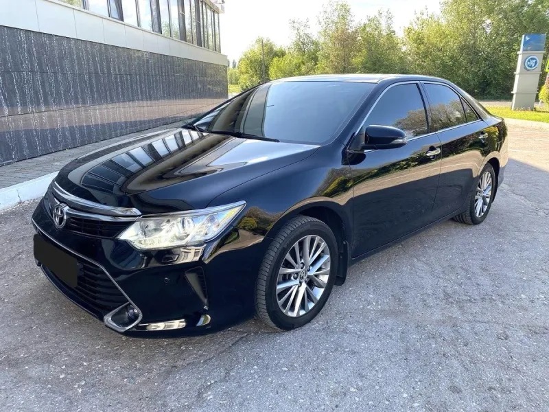 Toyota Camry 2016