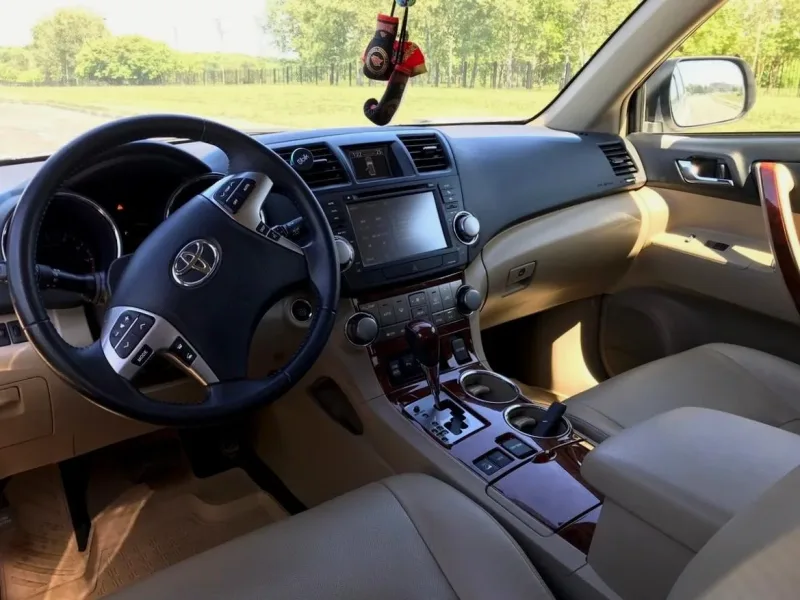 Toyota Highlander 2013