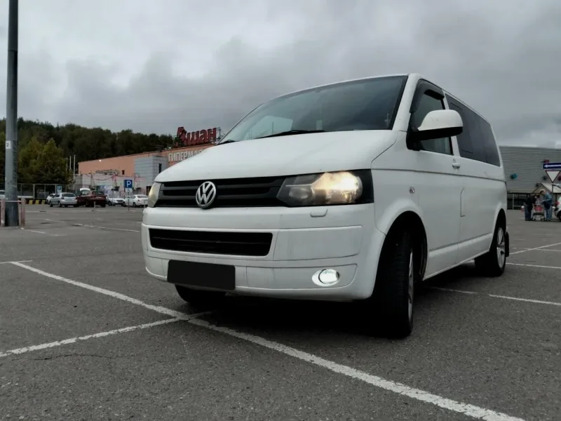 Volkswagen Caravelle 2013