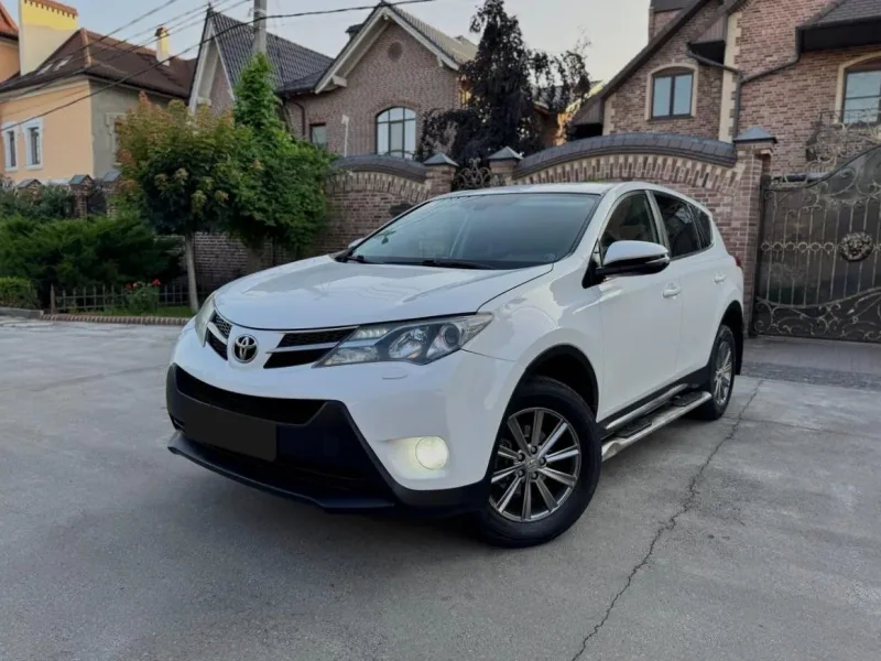 Toyota RAV4 2014