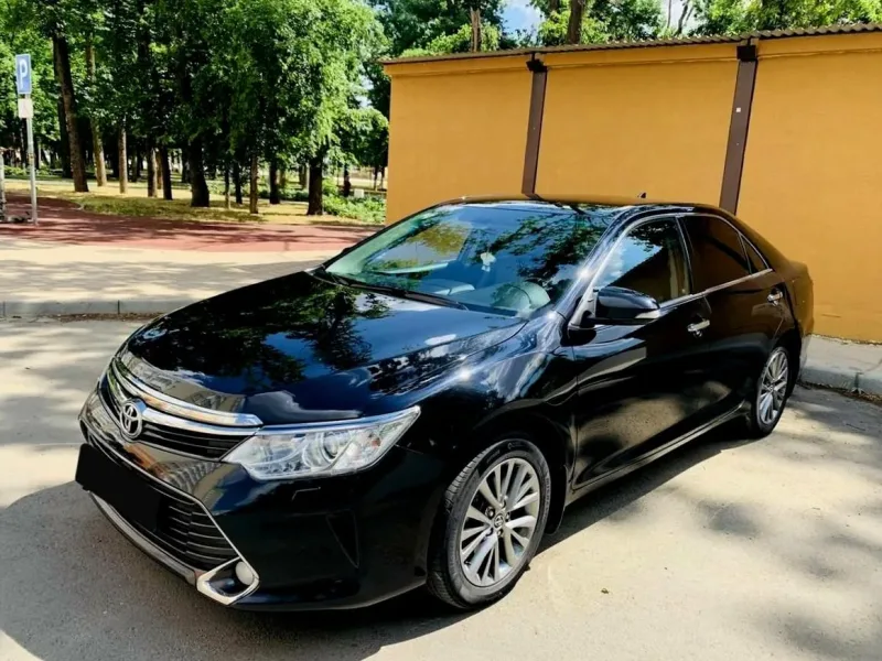 Toyota Camry 2017