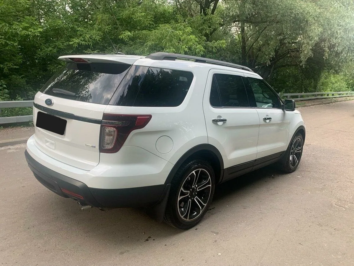 Ford Explorer