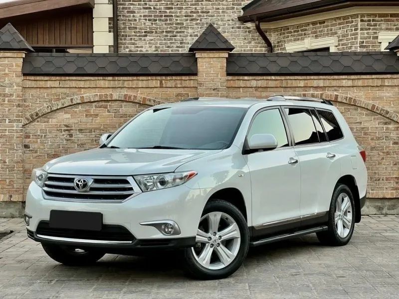 Toyota Highlander 2013